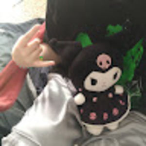 Meet your Posher, Elliott